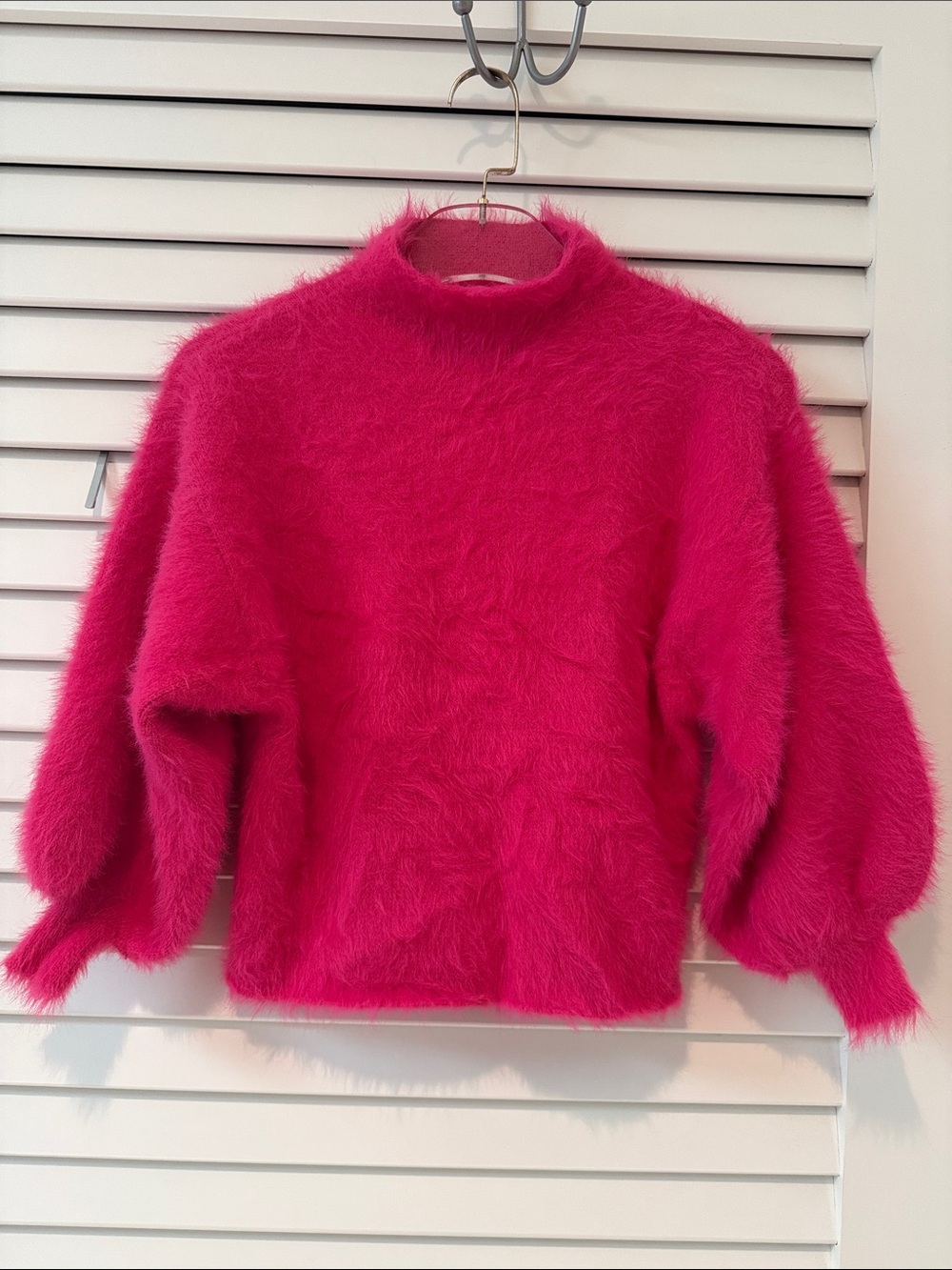 Line & Dot Hot Pink Fuzzy Balloon Sleeve Sweater — XS